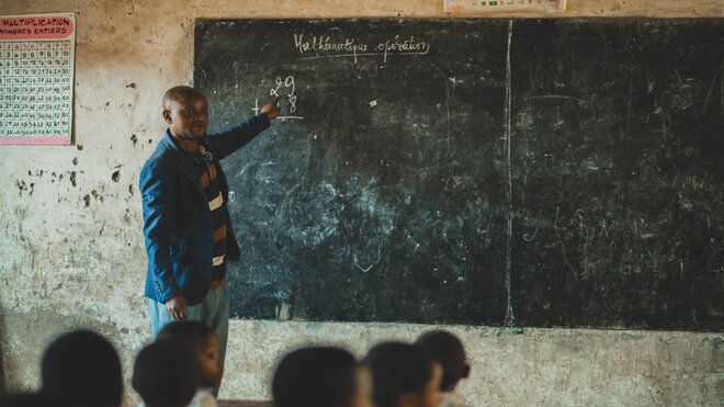 Coaching-observing-reflecting-engaging: An intervention for the development of teacher wellbeing