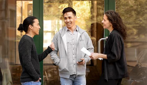 2004_Redo_War Child Sweden- Refugees.jpg