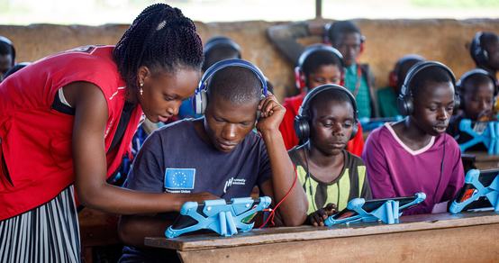 221120_WCH_UG_Bidibidi_CWTL_32_JC_lpr