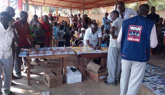 Children in Burundi back to school kits_War Child Burundi_190923