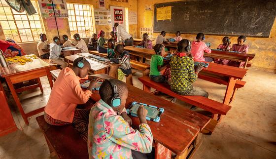 War-Child-Holland_Uganda_Safe-Spaces_Mado_18_220910