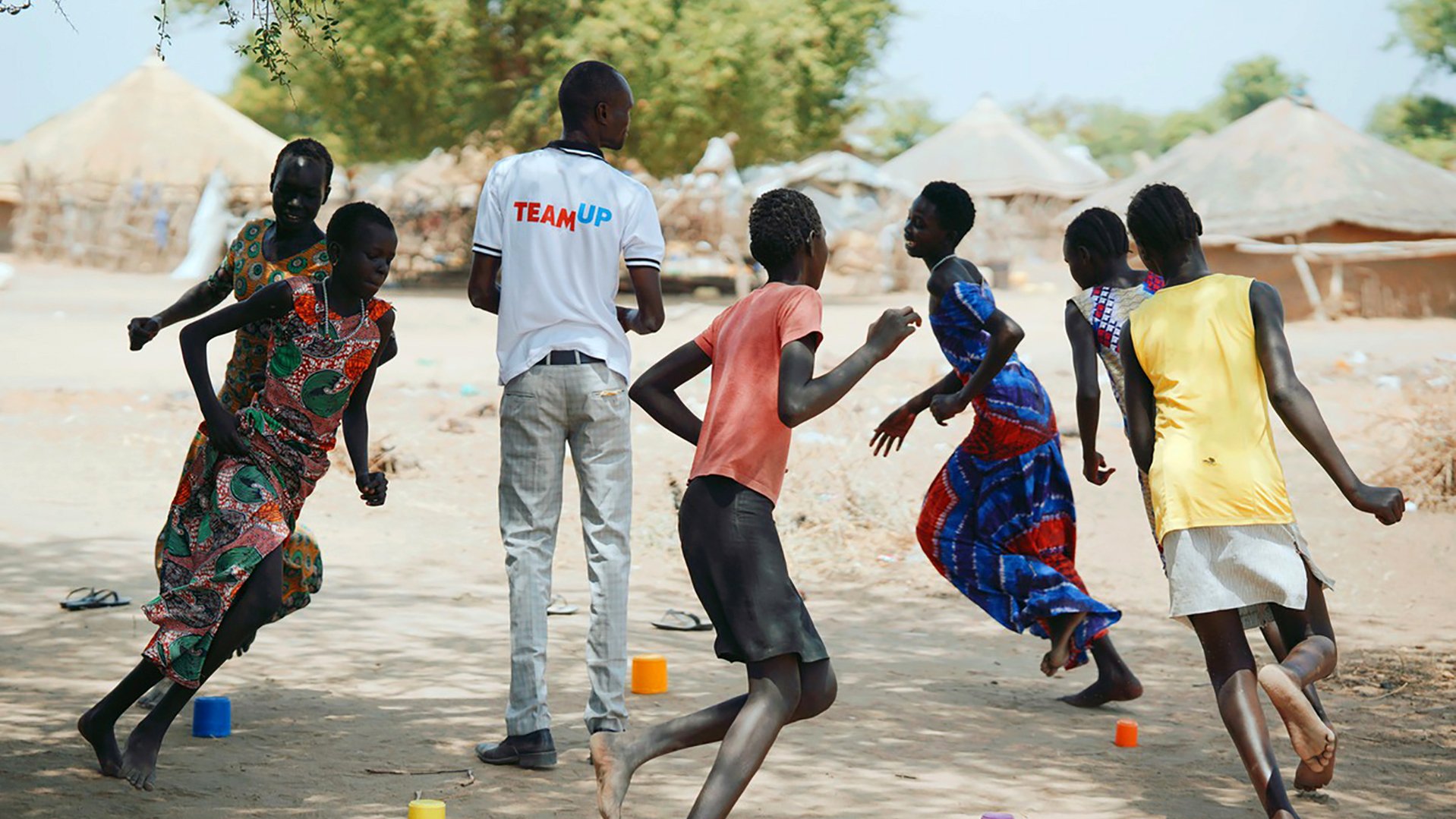 Children playing together during a War Child's TeamUp session