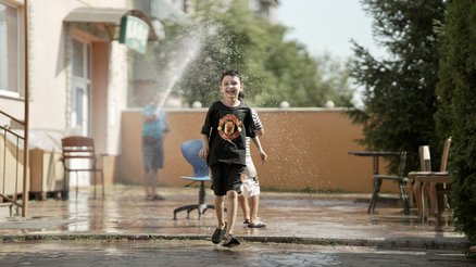 220827_WCH_UKR_Uzhhorod_UkraineResponse_MJ2027-08-27 00_00