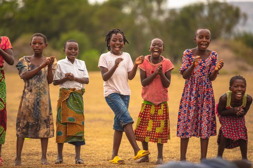 220903_WCH_UG_Nakivale_TeamUp_AP_001(4)2027-09-03 00_00 (2)