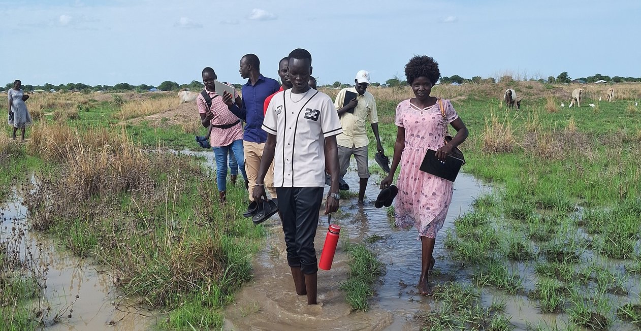 RAs' in the field cropped