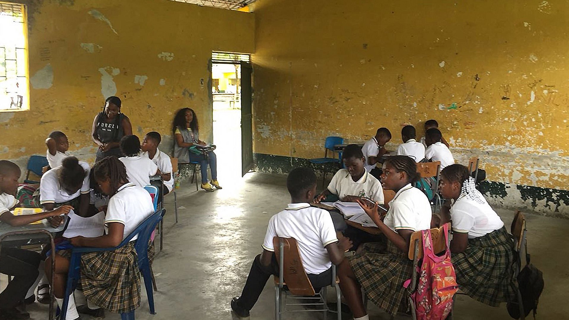 Teachers classroom learning education War Child_19XXXX