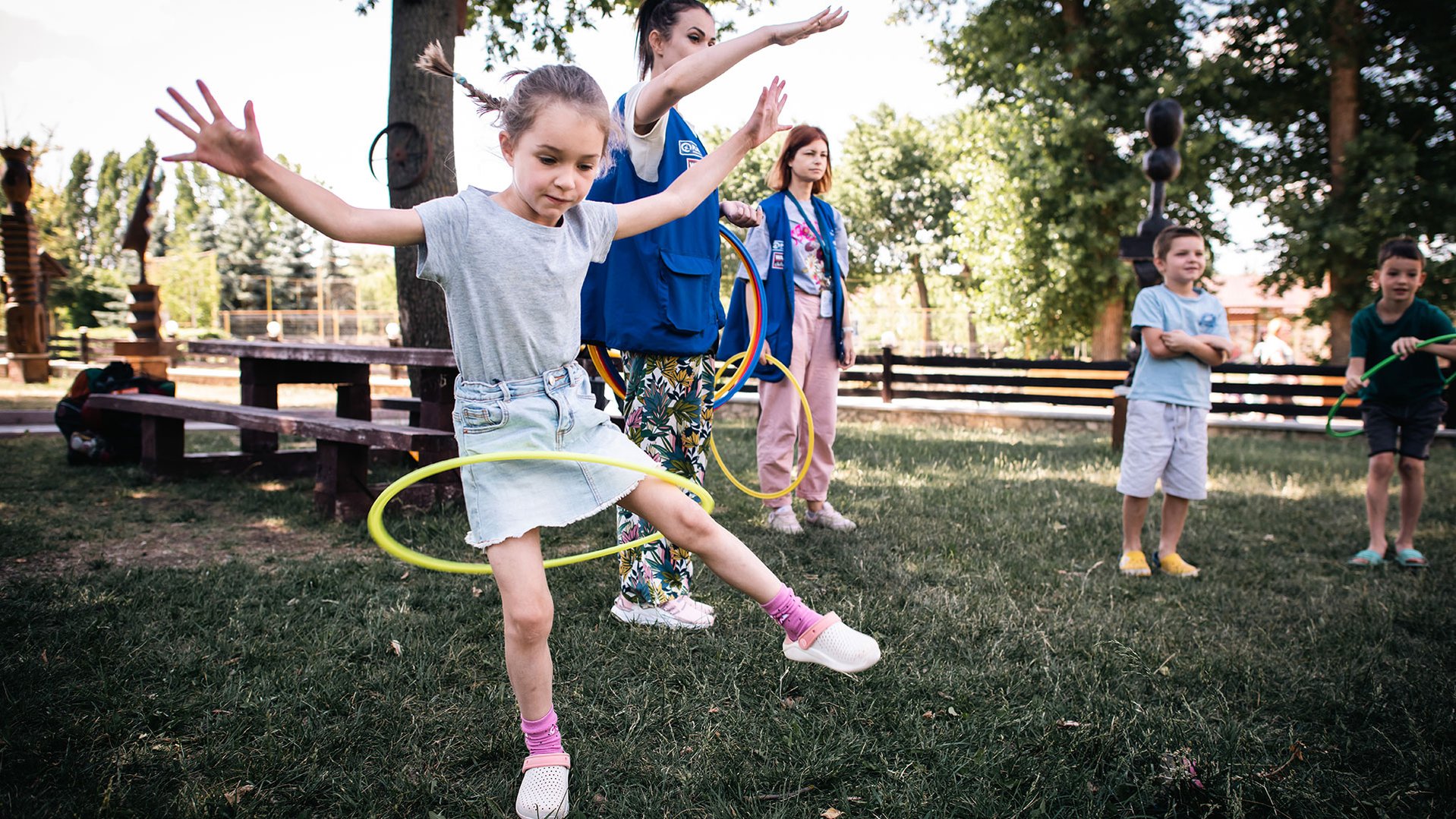 Refugee girl from Ukraine is participating in War Child's TeamUp activities