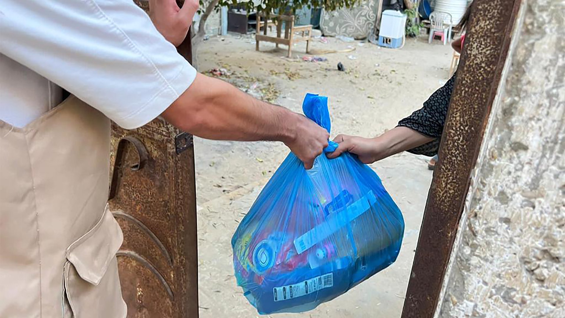 War Child with partners distribute hygiene kits in Gaza while the city is still under siege and bombardment in Oct 2023